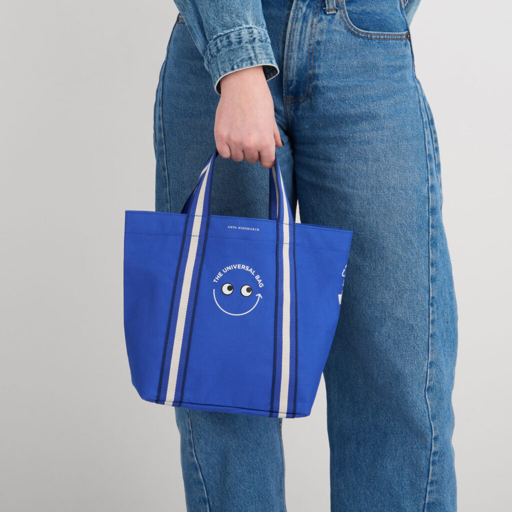 完売必至】アニヤ・ハインドマーチの大人気「The Universal Bag」に