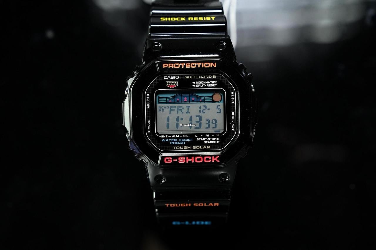 Casio GWX-5600-1JF Quartz G-shock solar radio 20atm sport for