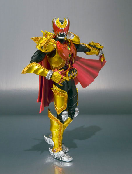 S.H.フィギュアーツ 仮面ライダーキバ エンペラーフォーム[バンダイ
