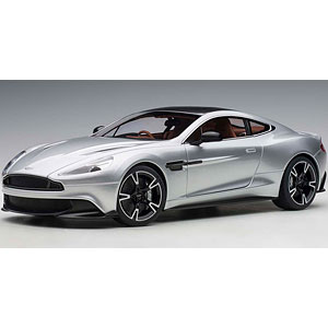 1/18 アストンマーチン ヴァンキッシュ S 2017 (メタリック・ブルー