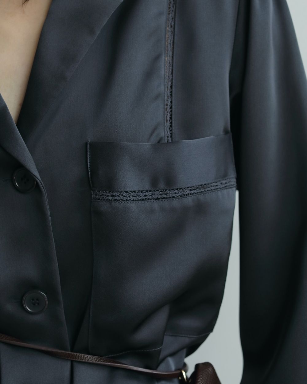 ànuke online store（アンヌーク） / Satin Tailored ShirtsSatin