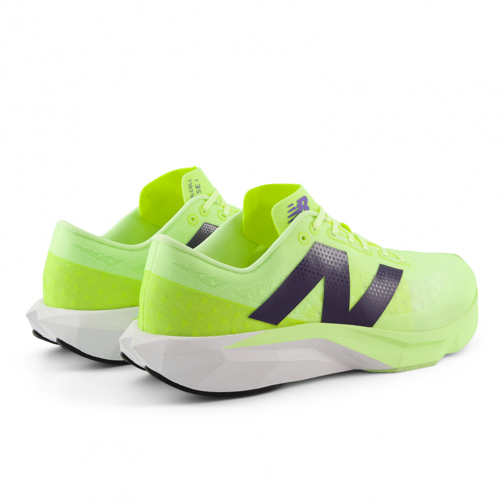 ニューバランス FuelCell Pvlse v1 フューエルセル パルス v1 MFCNP82O