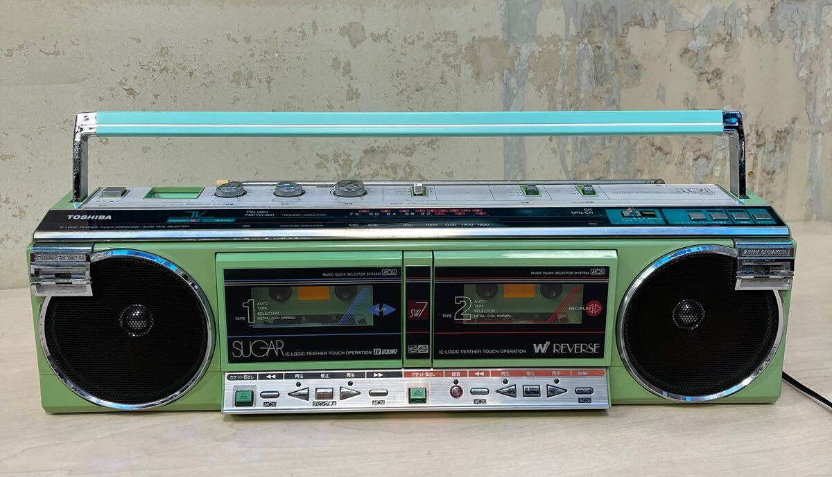 昭和レトロ 東芝 ACTAS RT-8400S 通電確認・ラジオ受信 ラジカセ