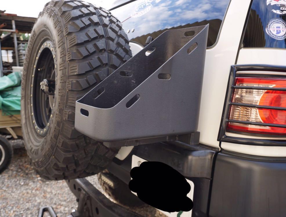 中古 fjクルーザー ジェリ缶ホルダー ジェリカン fj cruiser grueの