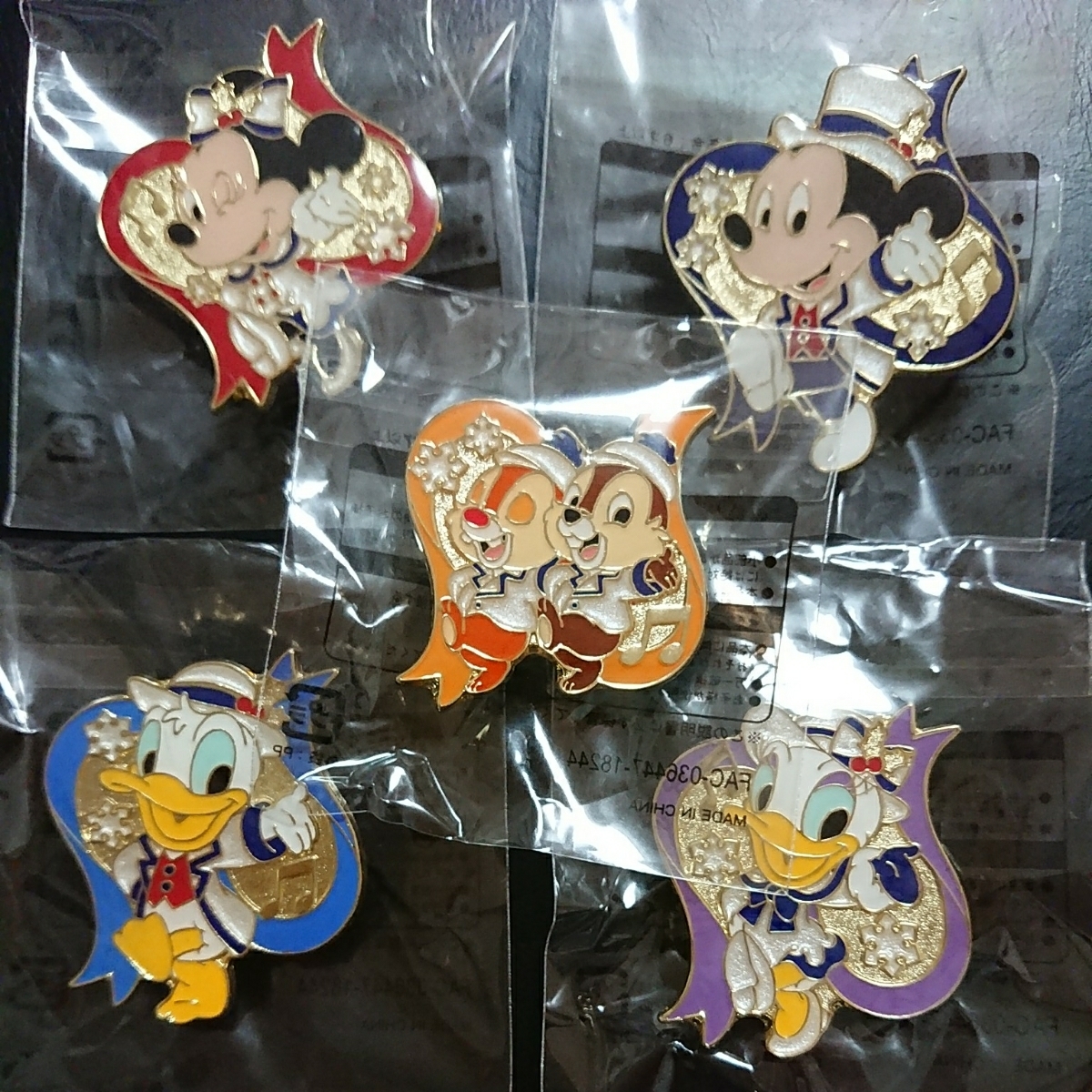 ディズニーリゾート☆ピンバッチ☆ミッキー☆ミニー☆チップ&ディール