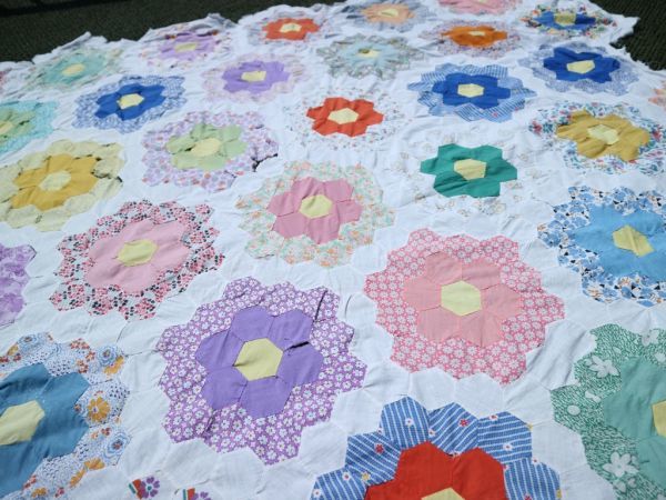 No.146 アンティークキルトトップ フラワーガーデン トップ