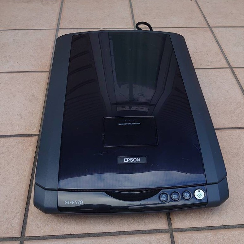 EPSON GT-X980 フラットベッドスキャナー 美品 Amazon | エプソン