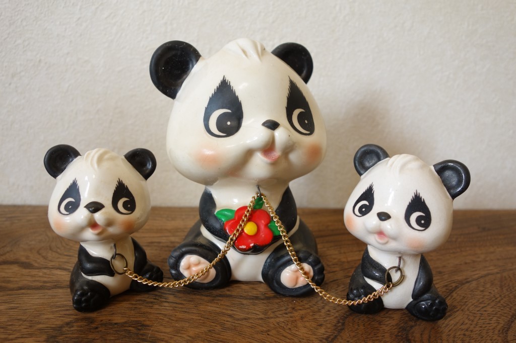 サンリオレトロパンダ貯金箱陶器製ホールマーク