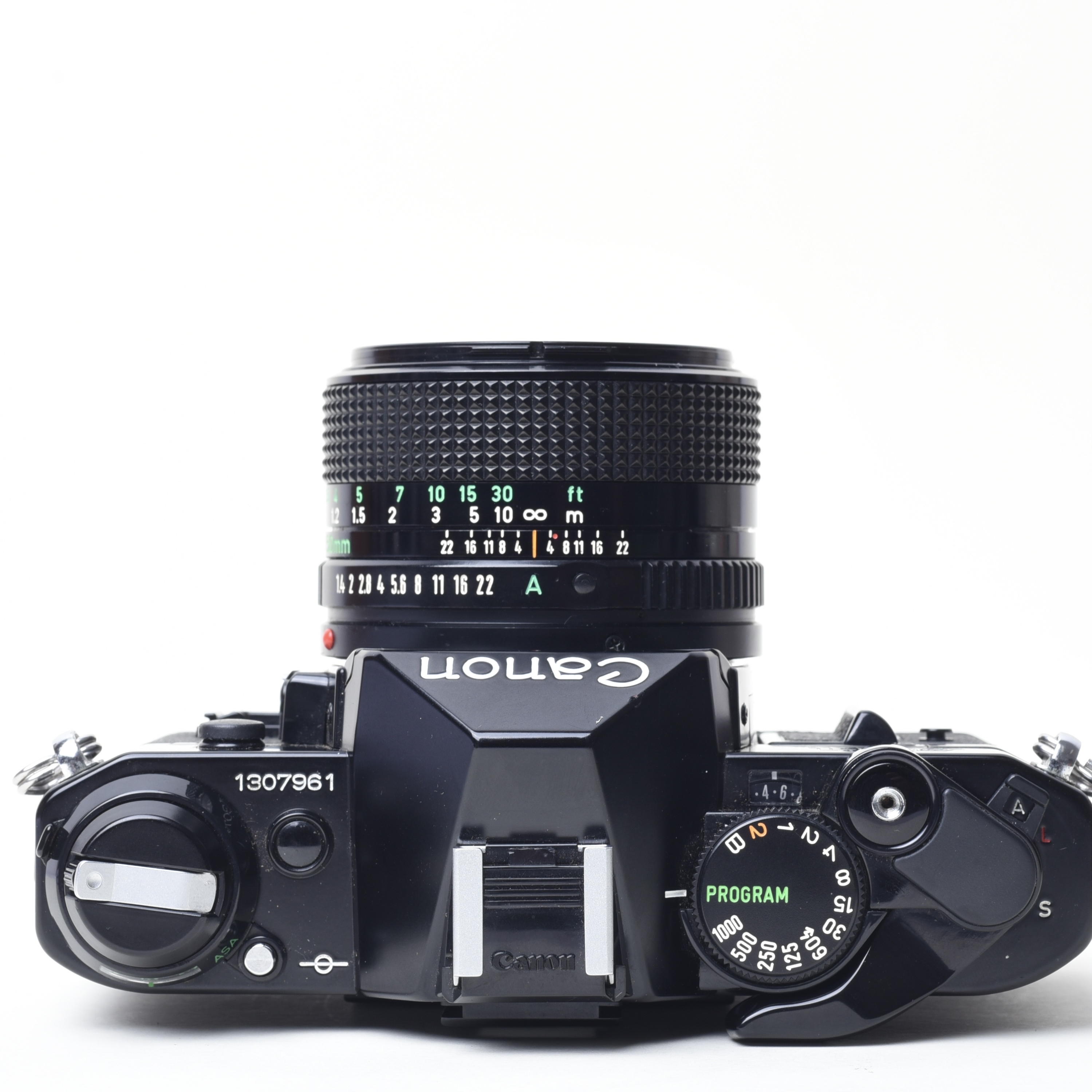 Canon AE-1 Program 配置Canon New FD 50mm f1.4 | Holiday Camera