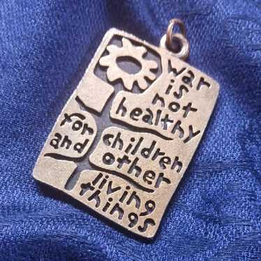 Yordy snot war is - Gem