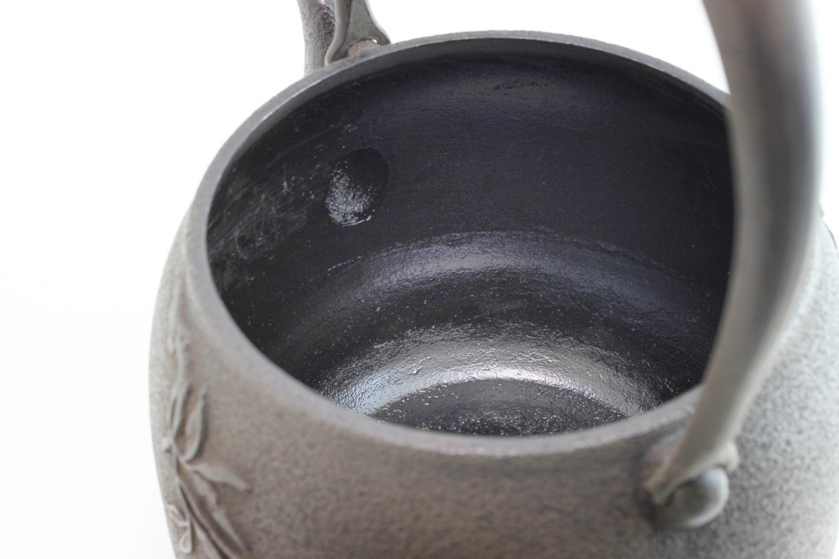 南部鉄器】鉄瓶 長文堂 『ざくろ鉄瓶』 1.8L - 【CIVIL LIFE