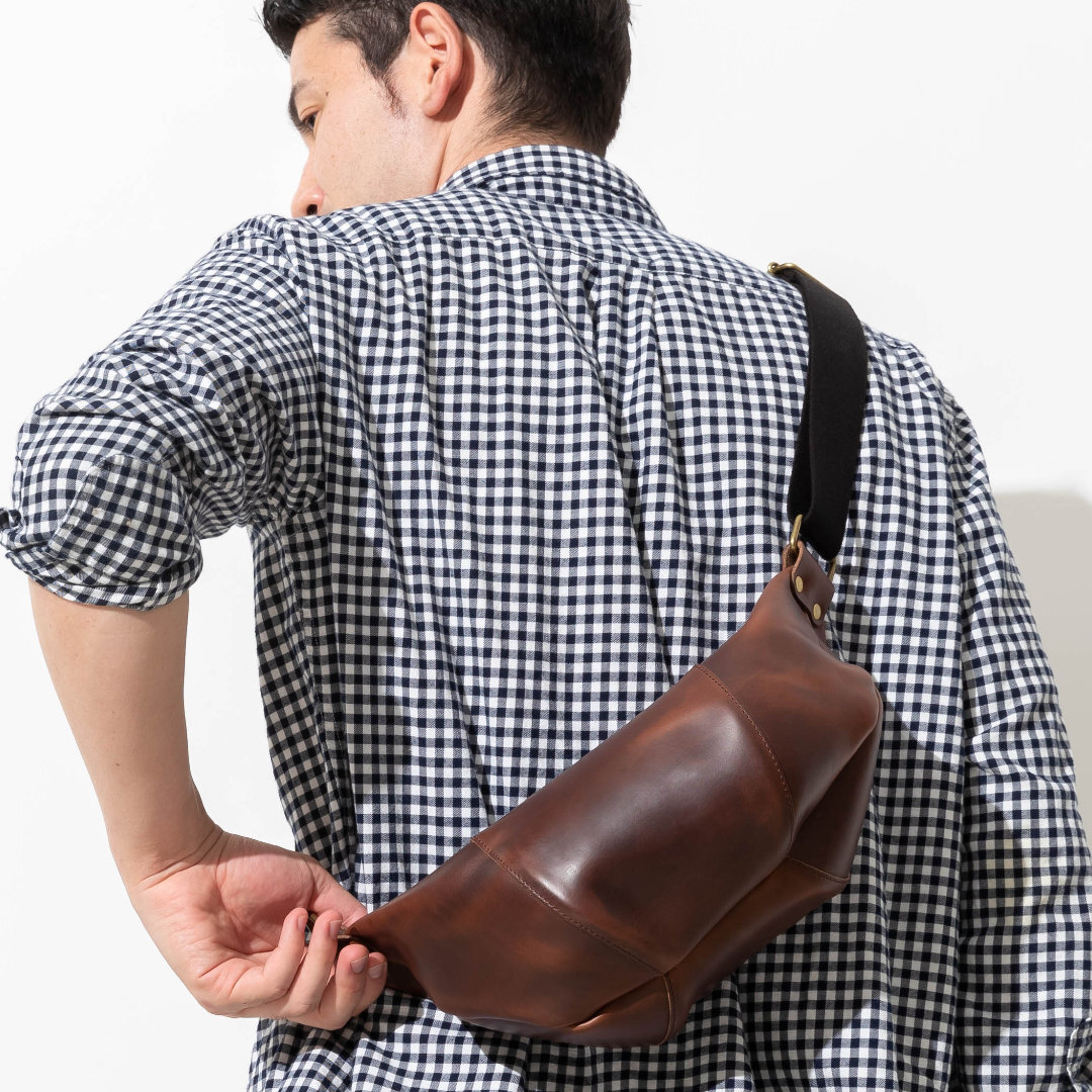 ボディーバッグ メンズ ワンショルダー 本革 ショルダーバッグ ボディ