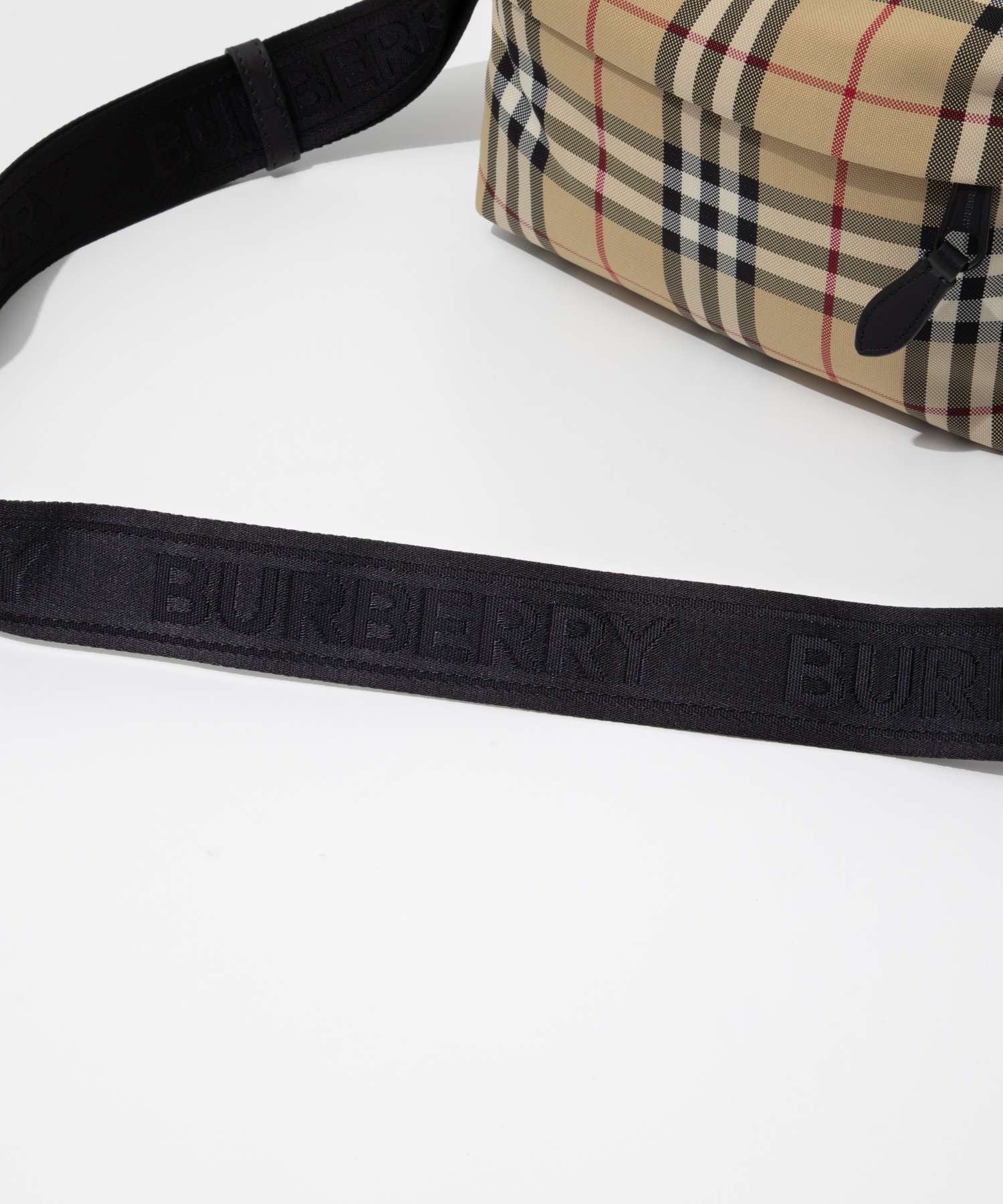 バーバリー BURBERRY 8084111 ショルダーバッグ メンズ バッグ ミニ
