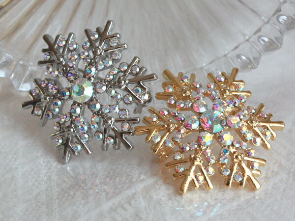 雪の結晶ピンブローチ/ラペルピン☆日本製】ジャケットや小物の