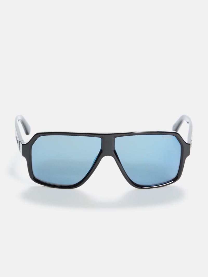 Plastic Navigator Sunglasses | GUESS Factory Ca