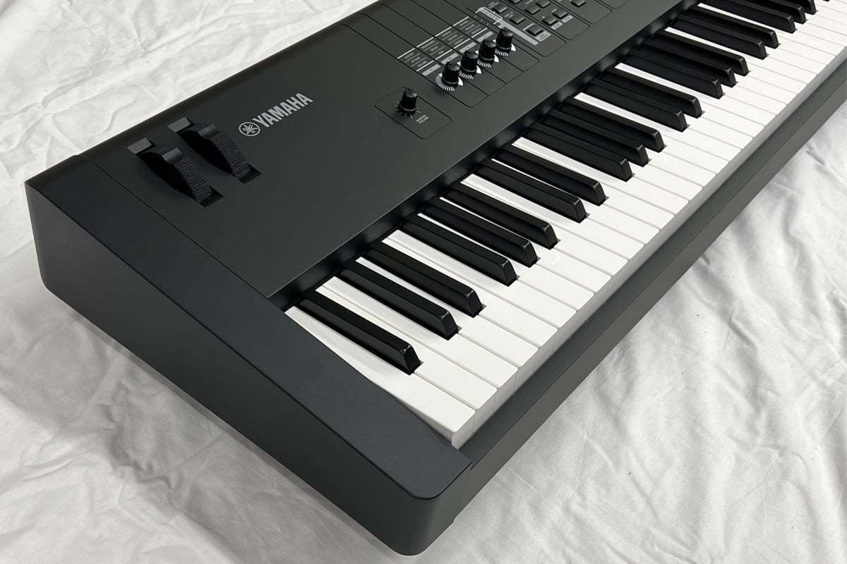 YAMAHA MX88 シンセサイザー (MX-88)【WEBSHOP】（新品特価/送料無料