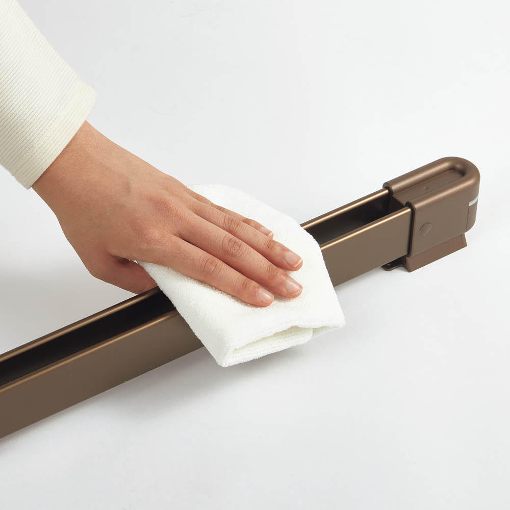 結露と冷気を抑制！「窓際ヒーター」幅120～190cm伸縮式 通販 - ディノス