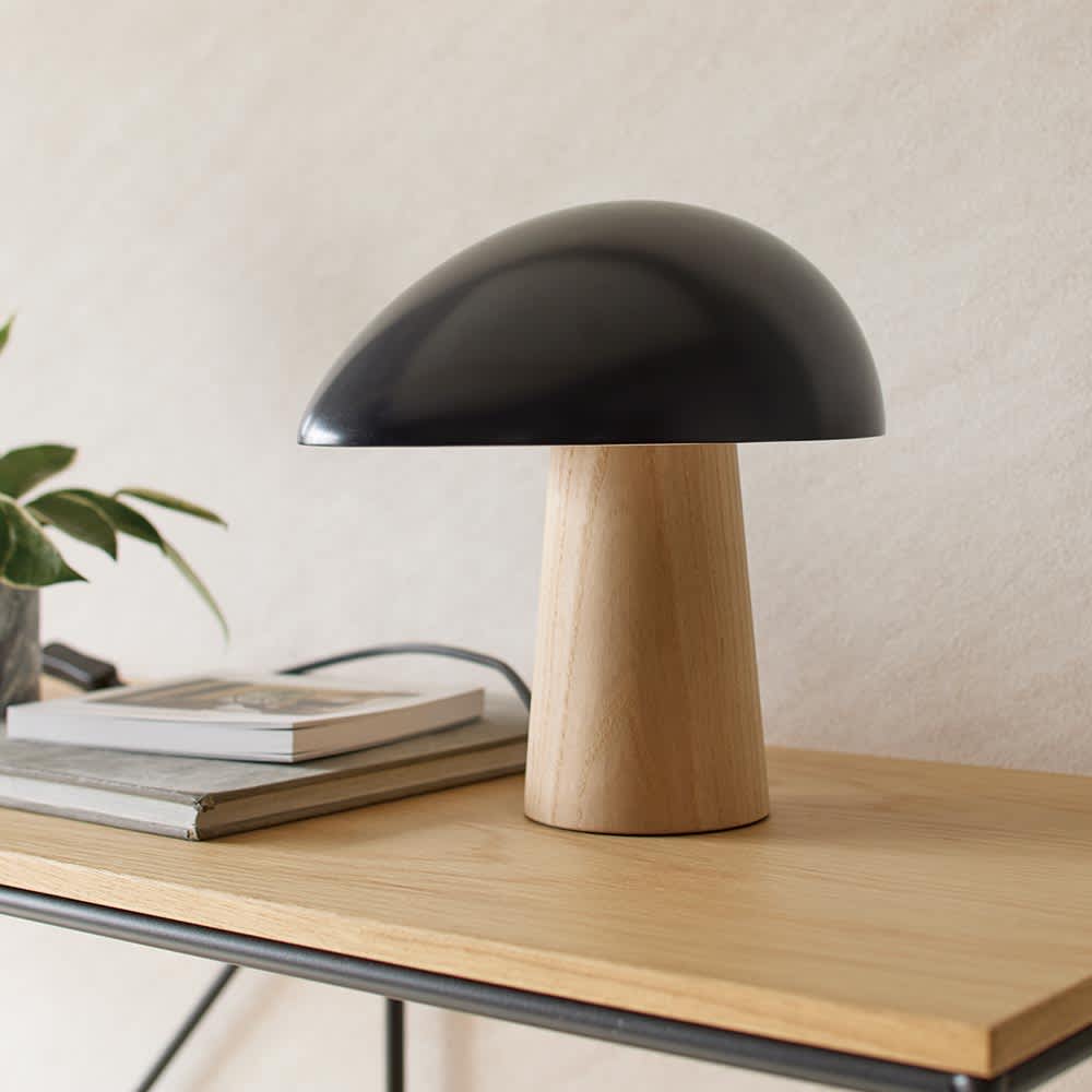 ナイトオウル テーブルランプ［Fritz Hansen・フリッツ・ハンセン