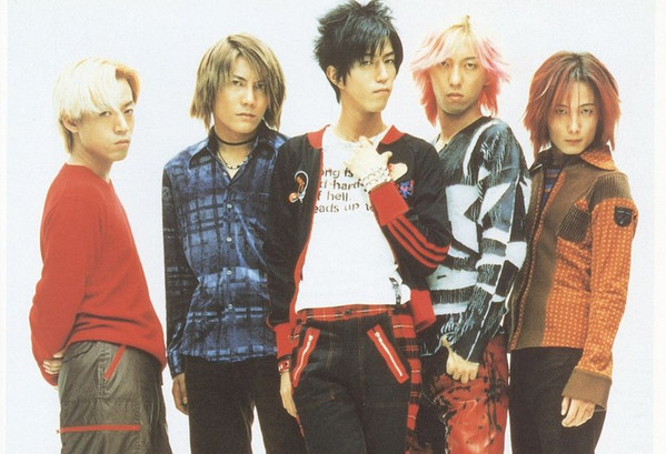 邦楽 THE BEST of FANATIC CRISIS descliption 邦楽 THE BEST of