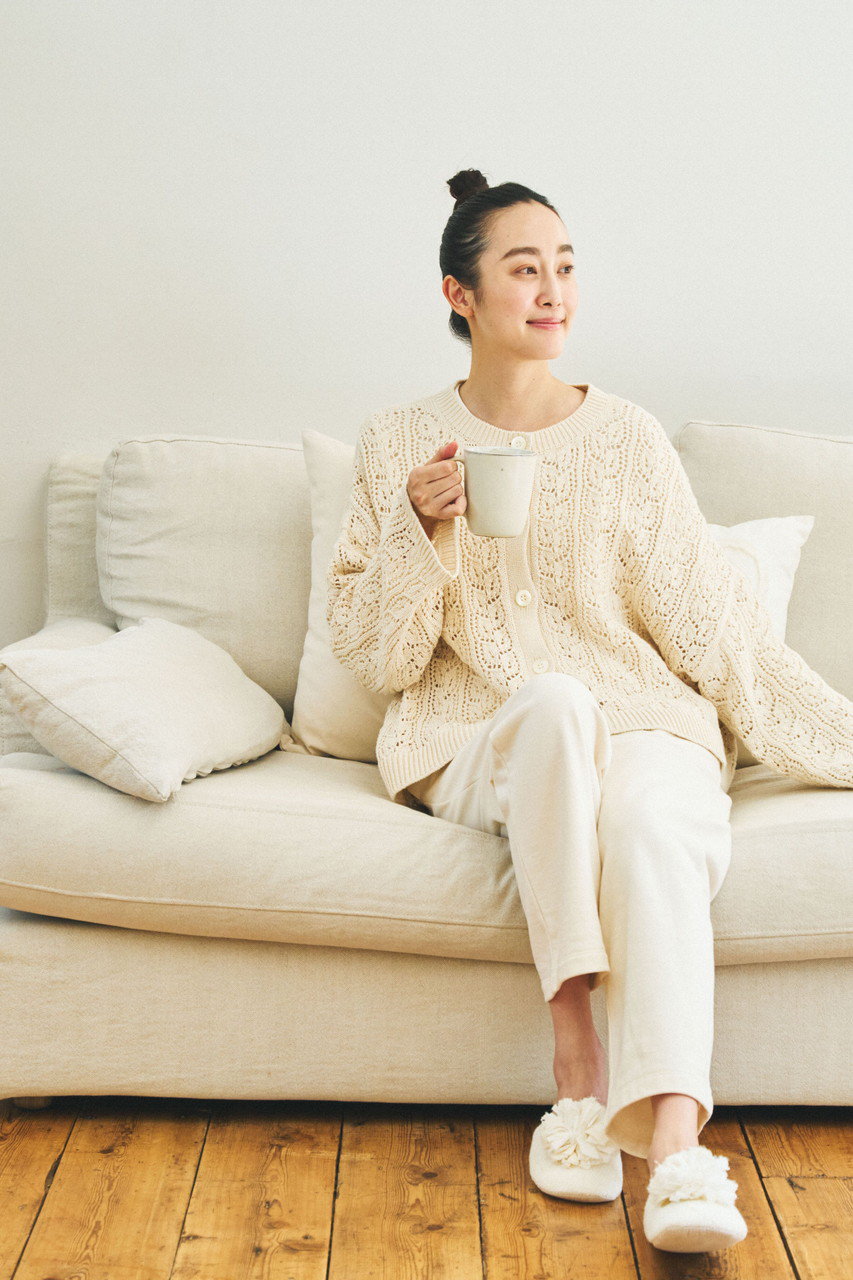 PRISTINE(プリスティン)｜透かし編みカーデ/ナチュラル の通販