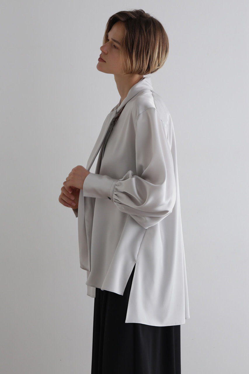 LE PHIL(ル フィル)｜クラシックサテンブラウス/グレー の通販