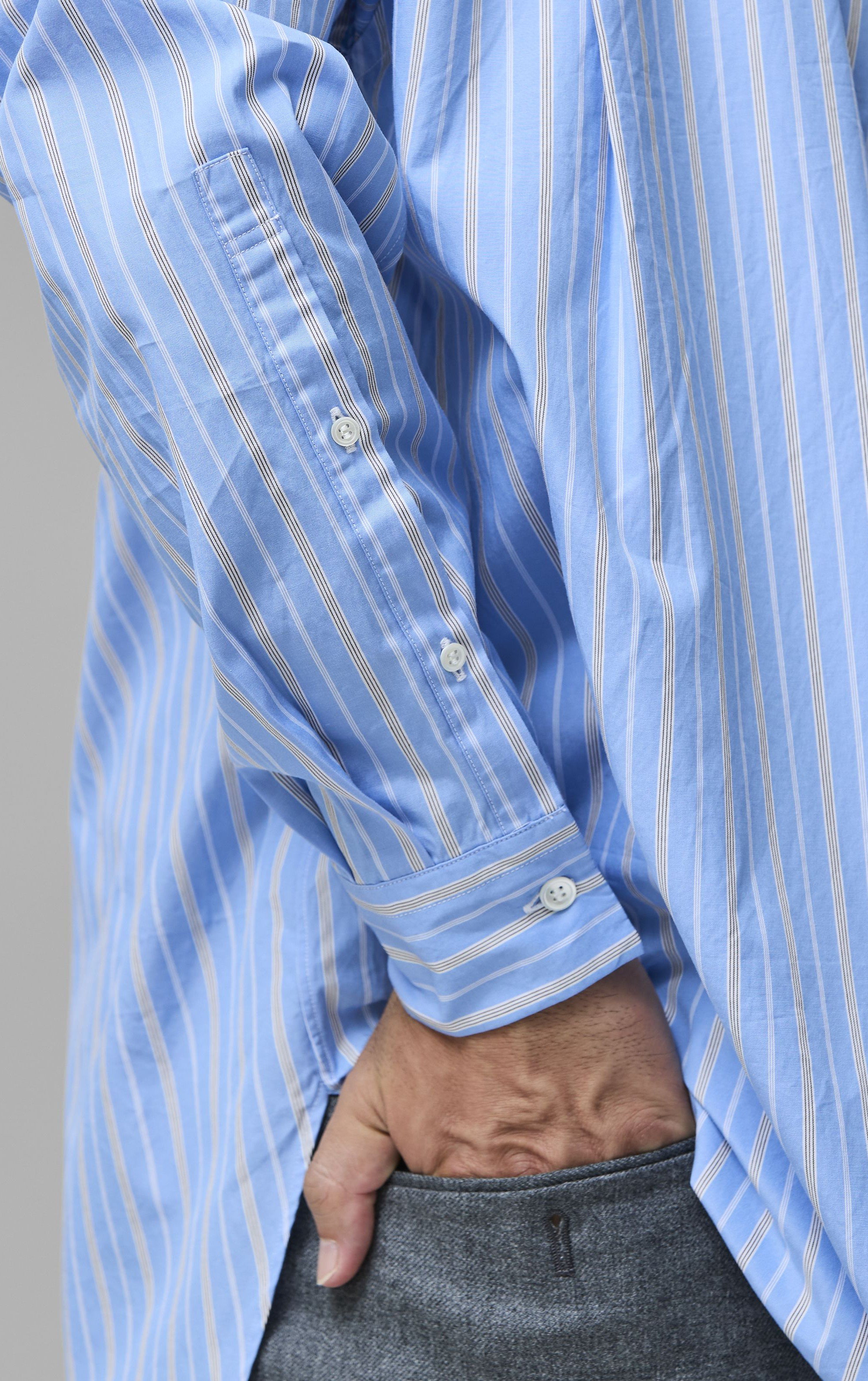 colon(コロン)｜【MEN】Cotton Stripe バンドカラーシャツ/Sax x White