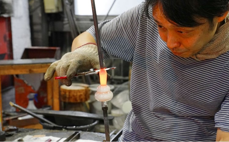 手づくり＞くらげ風鈴＜カラフル＞ ガラス細工 吊り下げ 飾り 新潟県