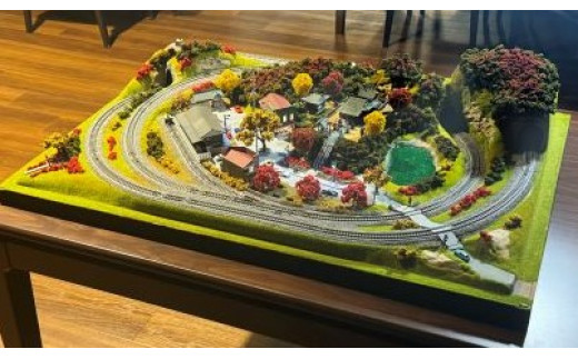 SS002-25 鉄道模型【Nゲージ】デスクトップレイアウト 紅葉の神社