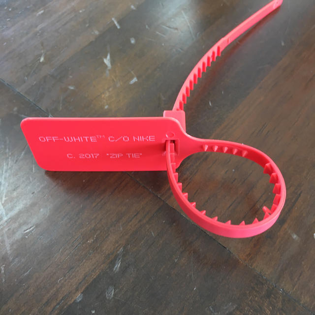 Off-White - タグの通販 by ノブ's shop｜オフホワイトならラクマ