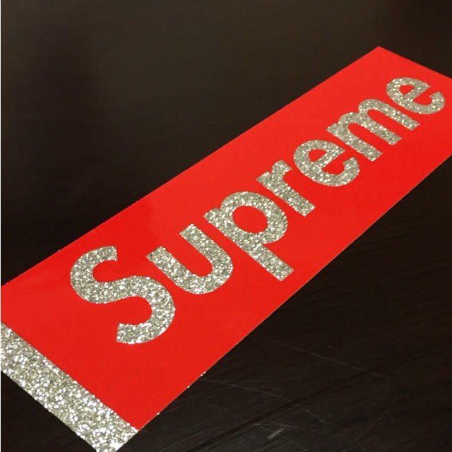 Supreme - 【縦5.7cm横19cm】supreme キラキラ boxロゴステッカーの