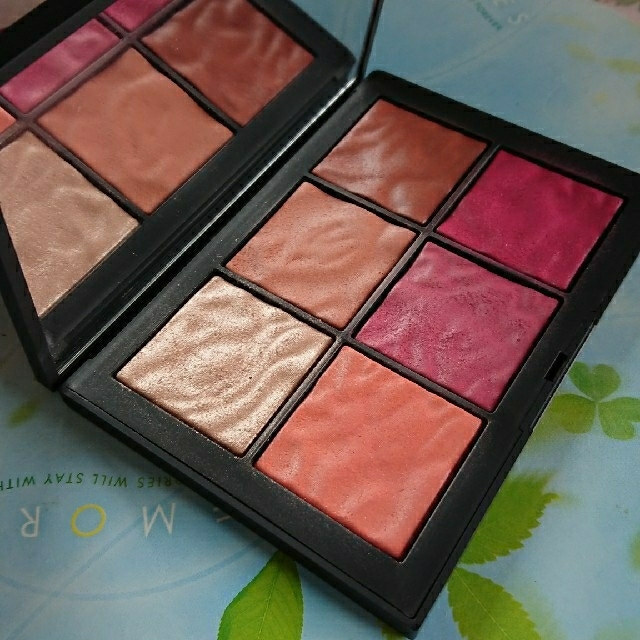 NARS - 《本日限定値引き》NARS エクスポーズド チークパレット 完売品