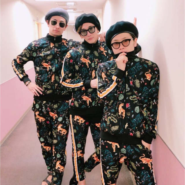 ZARA - ZARA メンズ 虎柄 ジャージの通販 by うえだや｜ザラならラクマ