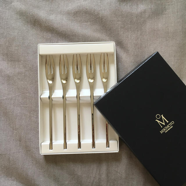 MIKIMOTO - ミキモト デザートフォーク 5点セット カトラリーの通販 by