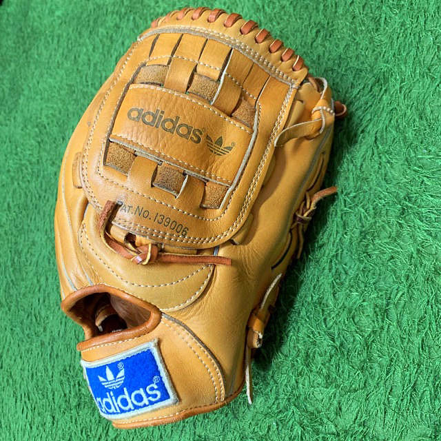 adidas - 硬式用グローブ adidas ヴィンテージ 兼松 江川卓モデル 希少