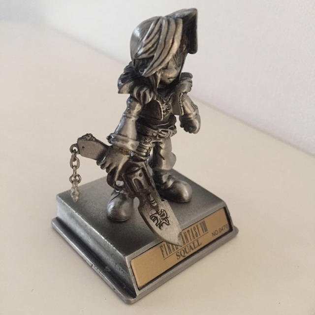 Yahoo!オークション -「ファイナルファンタジー クロムフィギュア」の