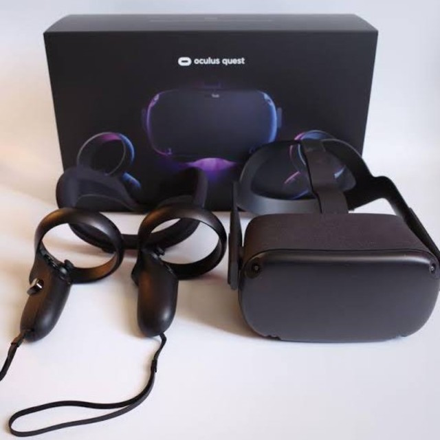 oculus quest 64GB オキュラスクエスト 便利な収納ケース付 OCULUS オ