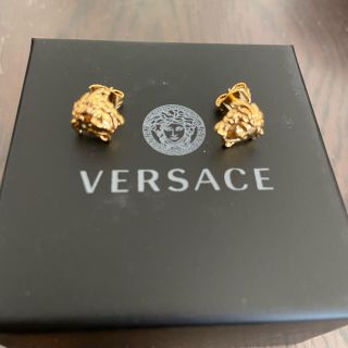 VERSACE（ピアス(両耳用)）のフリマアイテム一覧