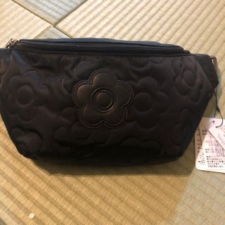 MARY QUANT（ボディバッグ/ウエストポーチ）のフリマアイテム一覧