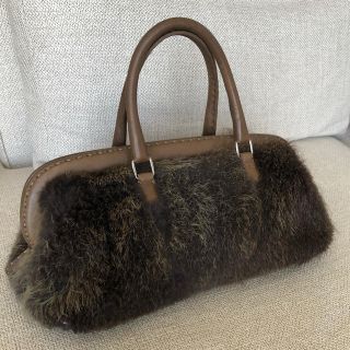 FENDI（ファー ・ ハンドバッグ）のフリマアイテム一覧