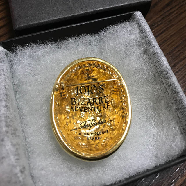 ultra-violence - ジョジョ てんとう虫型ブローチ ジョルノ