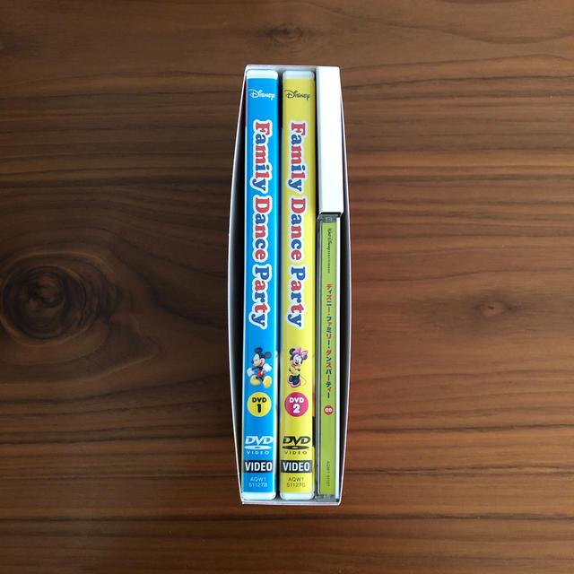 ディズニーファミリーダンスパーティ Disney Dance party dwe