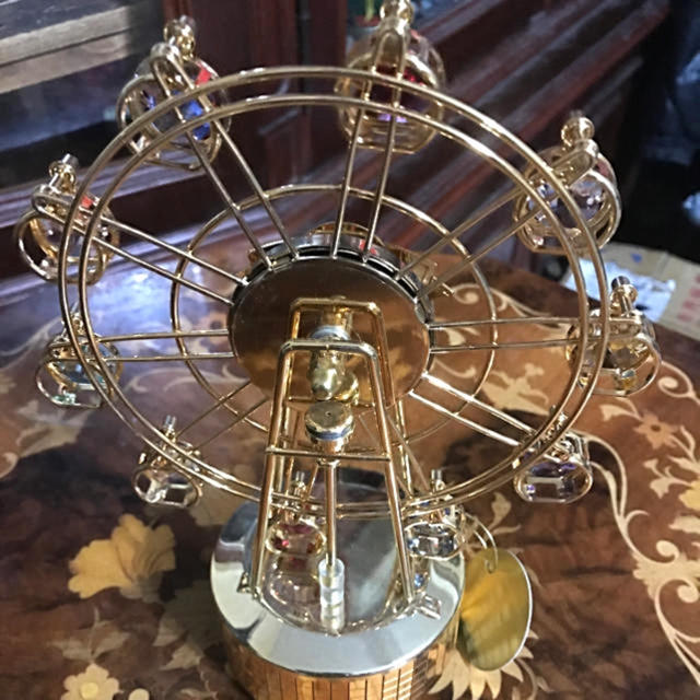 SWAROVSKI - 海外製スワロフスキー使用24G観覧車オルゴール新品の通販