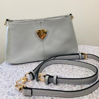 ATAO（バッグ ・ シルバー/銀色系）のフリマアイテム一覧