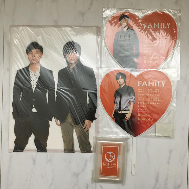 KinKi Kids - KinKi Kids Familyコンサートグッズの通販 by ピノ's