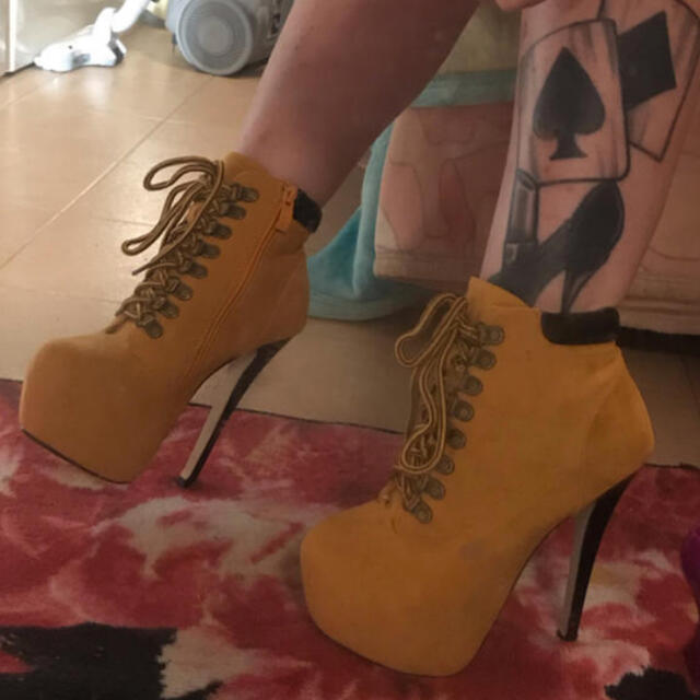 Timberland - ティンバーランドヒールブーツの様な編み上げレース