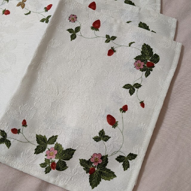 WEDGWOOD - 【各4枚】ウェッジウッドのティーマット&コースターの通販