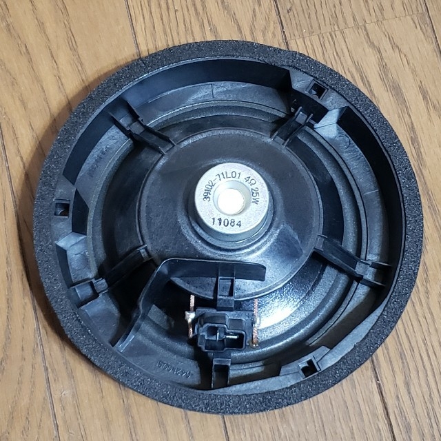 スズキ - スズキ 純正スピーカー ジャンク 訳あり 39102-71L01 4Ω 25W