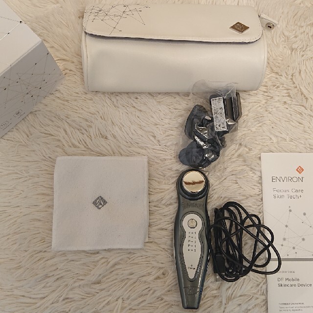 美品・未使用に近いエンビロン・DFモバイル 未使用！エンビロン 美顔器