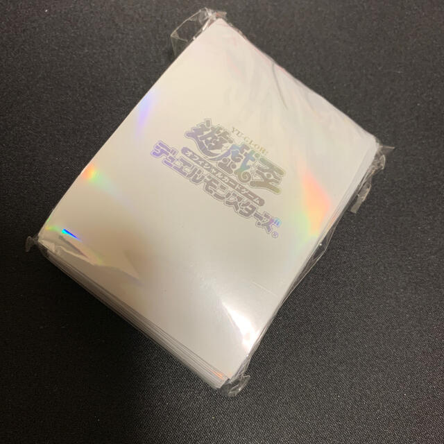 遊戯王 閃光の波動 初期ロゴ スリーブ 56枚 白 希少 ストラクチャー