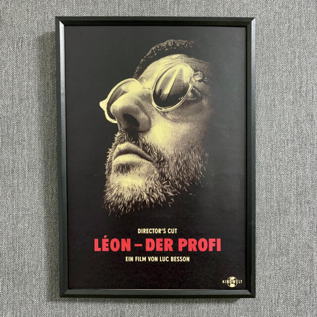 ポスター 057 フレーム付 映画 LEON レオン 黒 横顔 レアの通販 by